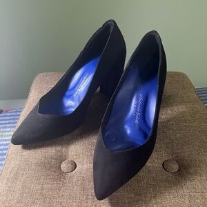 Antonia Saint NY Block Heel Pumps Black Suede Women Shoes size 8